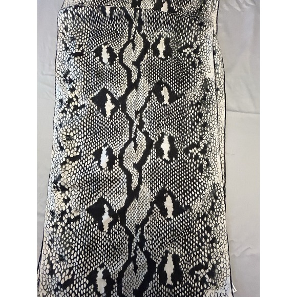 Vintage Echo Snake Skin Print 100% Pure Silk Twill Scarf 47 X 15" - Picture 1 of 4